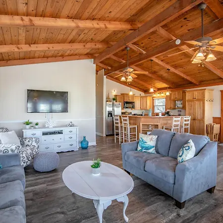 5377 - Memorial Blvd By Resort Realty